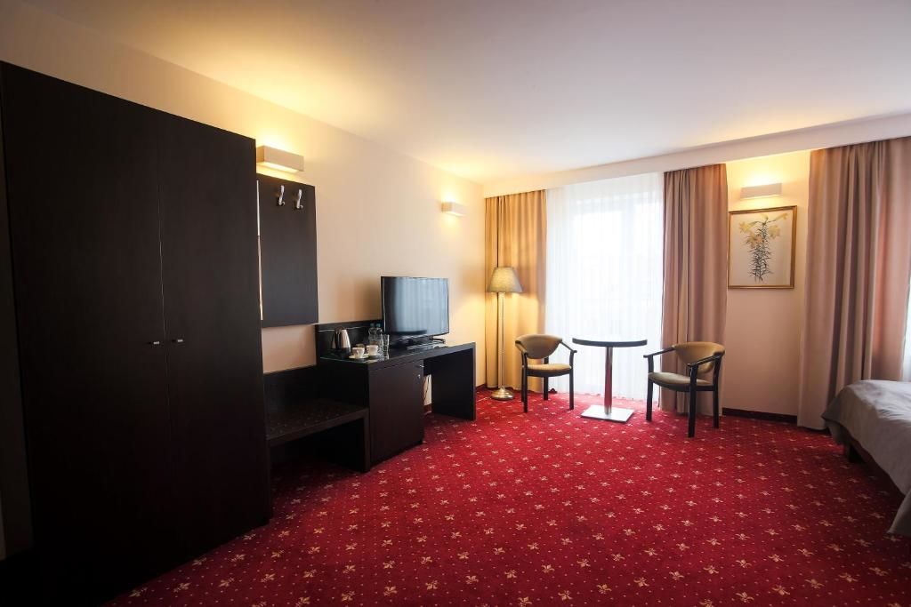 Мини-отель Restauracja Hotel VIP Działoszyn-40